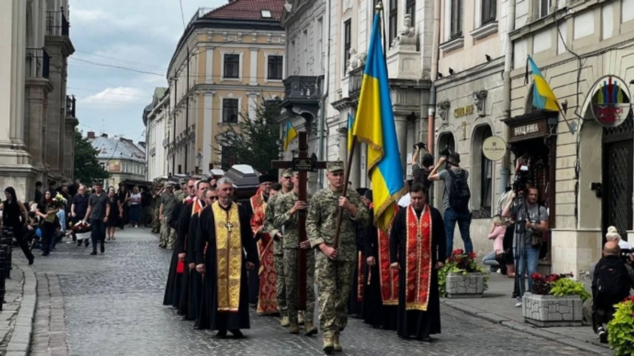 В Україні почали ховати військовополонених, які загинули в катастрофі літака ІЛ-76 в РФ