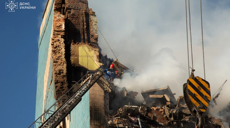 In Ternopil, after the attack of the Russian Federation, 25 people do not get in touch. A three-day mourning has been announced