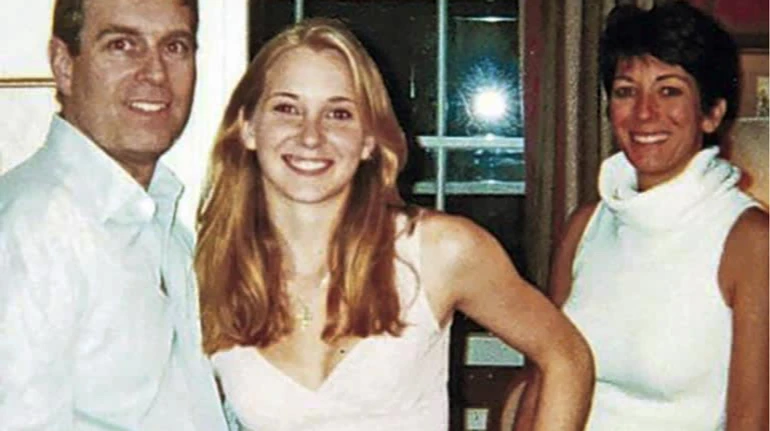 Боялась, что умрет в сексуальном рабстве: 5 свидетельств из мемуаров женщины, которую насиловал Эпштейн