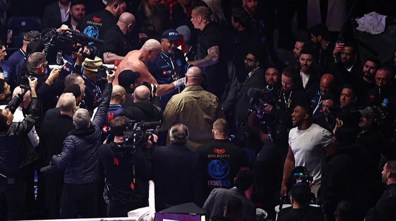 Netflix анонсував бій Джошуа – Ф'юрі