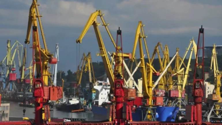 Росіяни атакували Одесу балістикою: 1 людина загинула, 8 – поранені