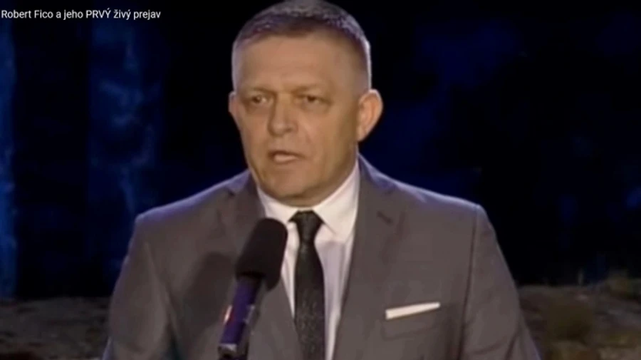 Фицо впервые появился на публике после покушения и похвалил Орбана за визиты в Киев и Москву