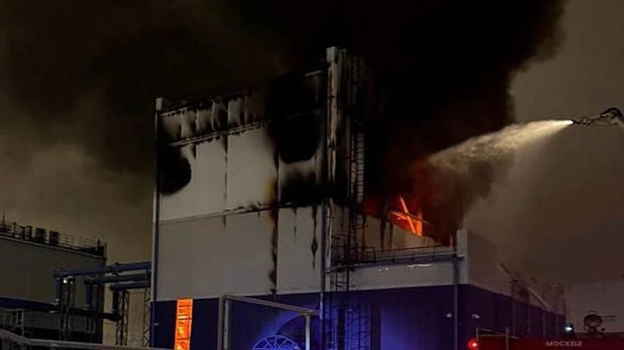 Substation on fire in Moscow