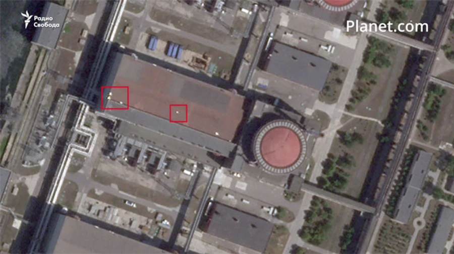 Спутник зафиксировал новые объекты на крыше 4 энергоблока ЗАЭС
