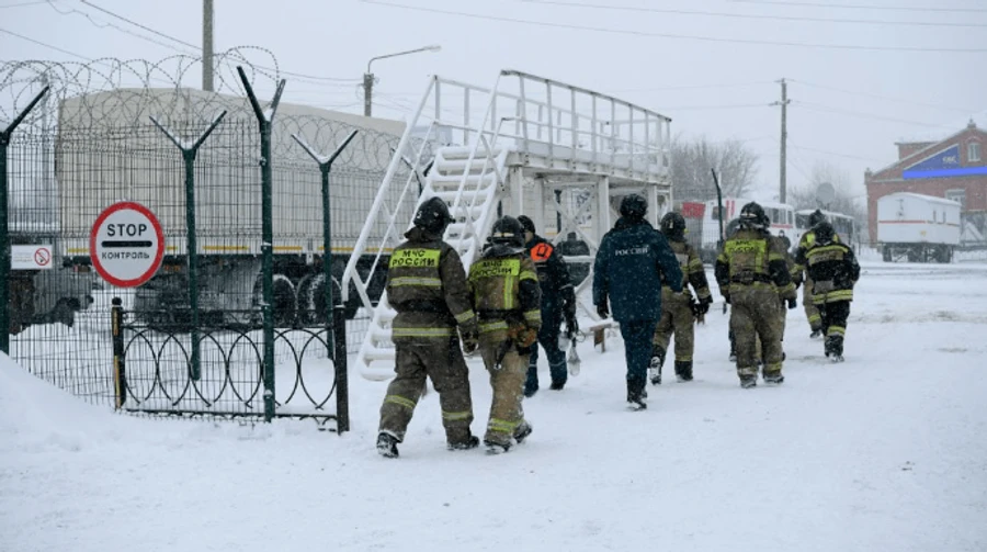 Головні новини четверга і ночі: обшуки у справі Шефіра, вибух на шахті в Росії