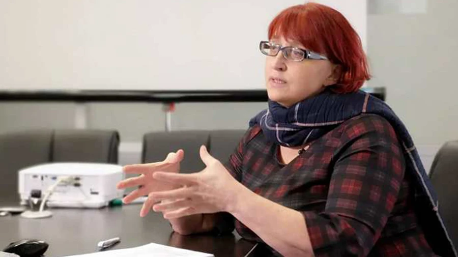 Все фракции, кроме слуг, требуют отобрать у Третьяковой комитет