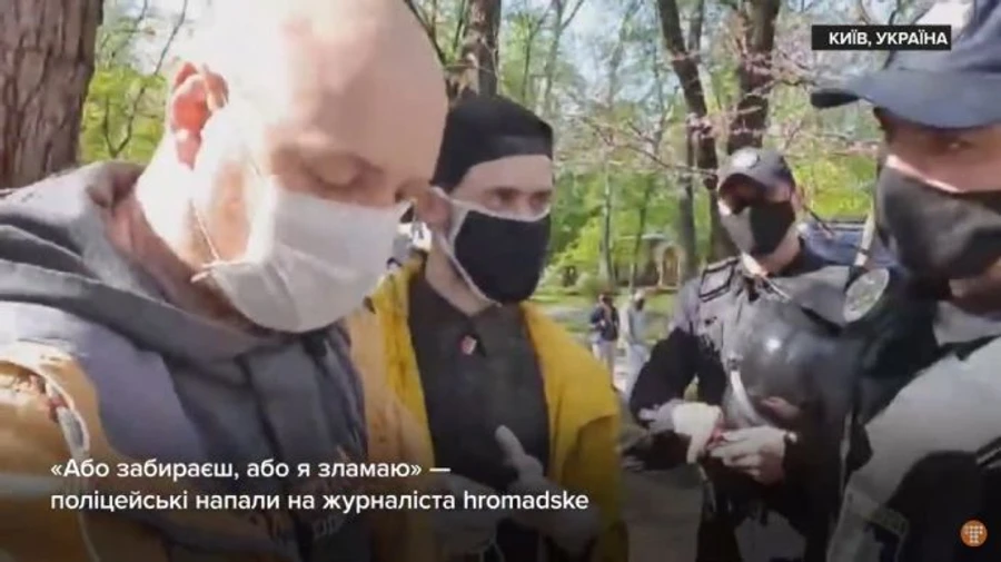 Полицейского, напавшего на Кутепова, будут судить. Назначили первое заседание