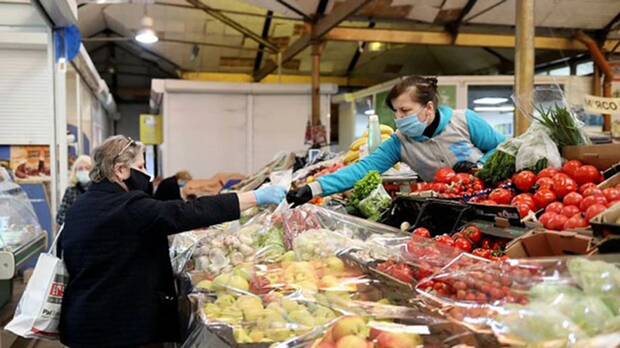 У Києві вже дозволили роботу 37 ринків. Адреси