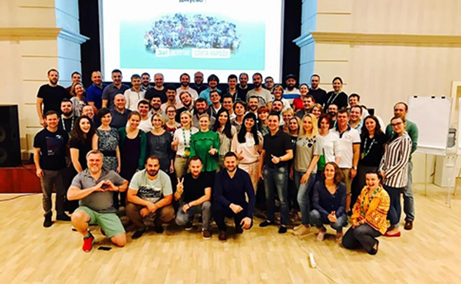 Слуги народу завершили навчання у Трускавці й планують нові програми