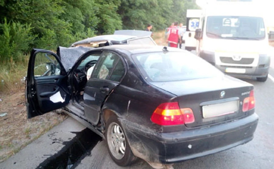 У ДТП за участю оперативника загинуло троє людей, в тому числі дитина