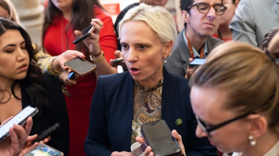 Congresswoman Spartz, who does not support aid to Ukraine, wins Republican primary