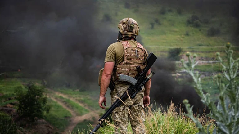 Честно подсчитало, сколько депутатов служат в армии 