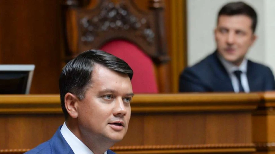 Разумков продовжив дуель з Даніловим: Вкажіть на корупційні закони