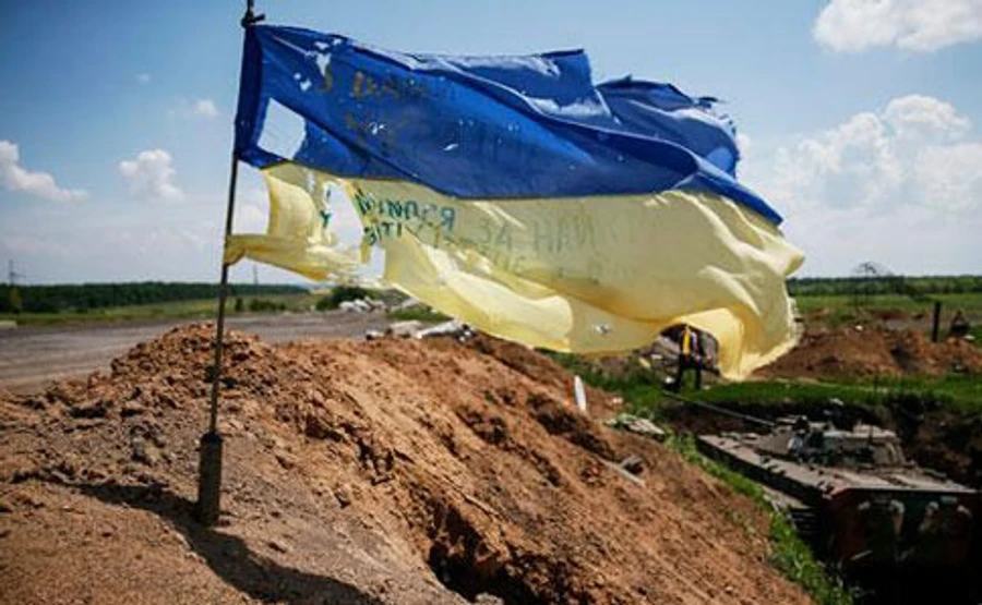 БМП підірвалася на міні на Донбасі: один боєць загинув, трьох поранено