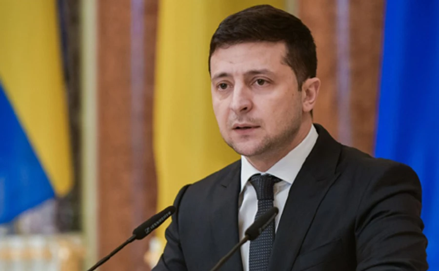 Зеленский пристыдил украинцев из-за реакции на самолет из Китая: Все мы люди