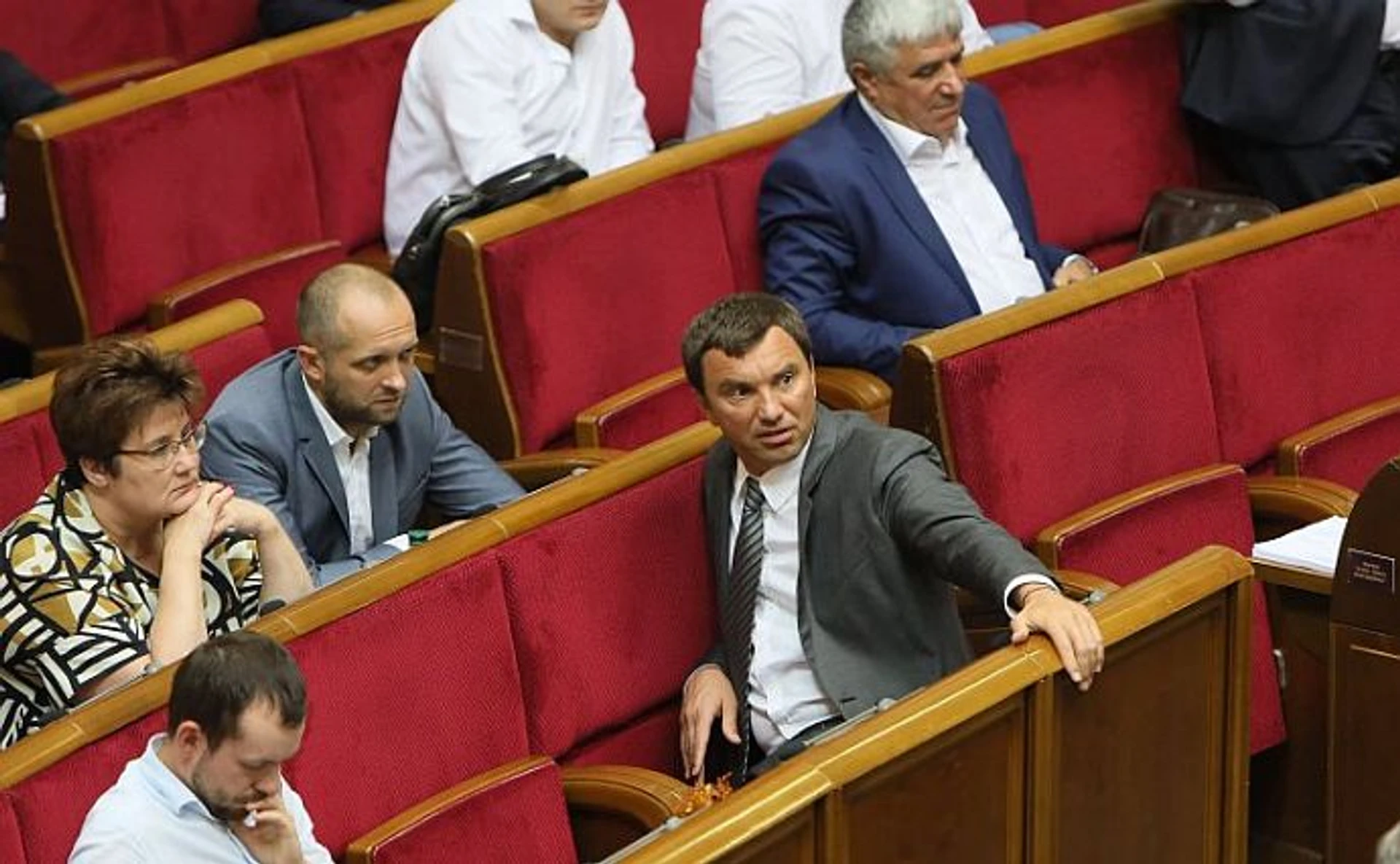 Недоторканні камікадзе, або Рада своїх не здає