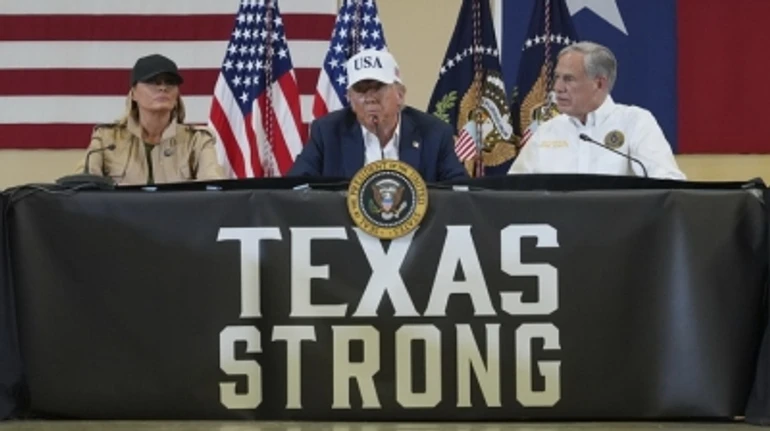 Texas vs. California: how Trumpists plan to win the new US congressional elections