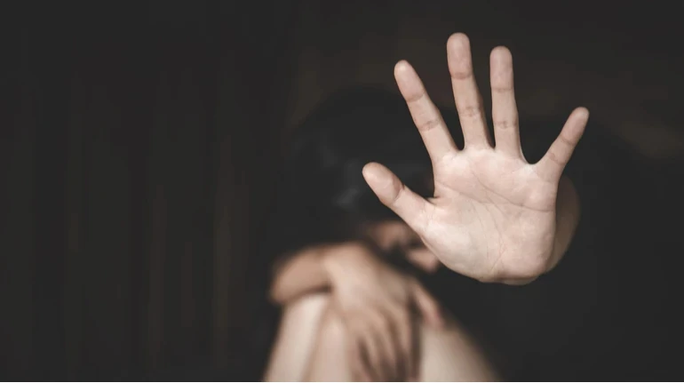 Сказав: Роби з нею все, що хочеш. Історії українок, які пережили сексуальне насильство з боку росіян