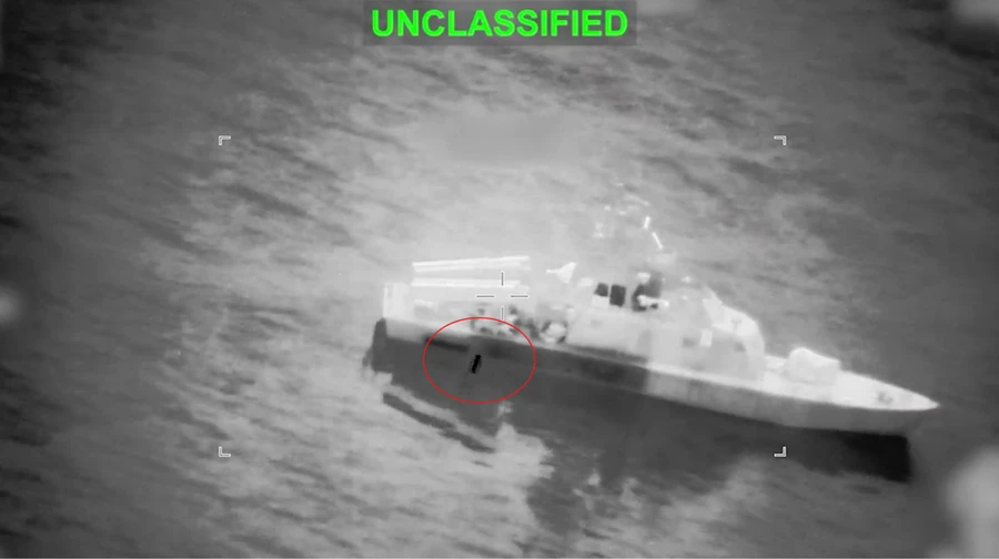 США заявили об уничтожении ряда судов Ирана возле Ормузского пролива: среди них 16 миноносцев