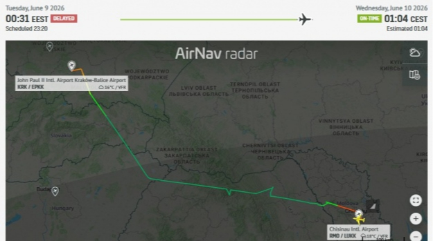 Літак Зеленського знову повернувся до Польщі