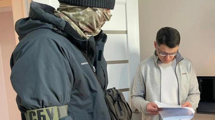 Скоригував ракетні удари по столиці під Новий рік: СБУ затримала киянина