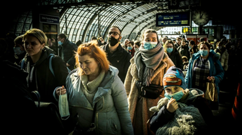 If millions of Ukrainians leave the country definitively, this will have a significant impact on the economy. How can Ukraine avoid the worst possible scenario?