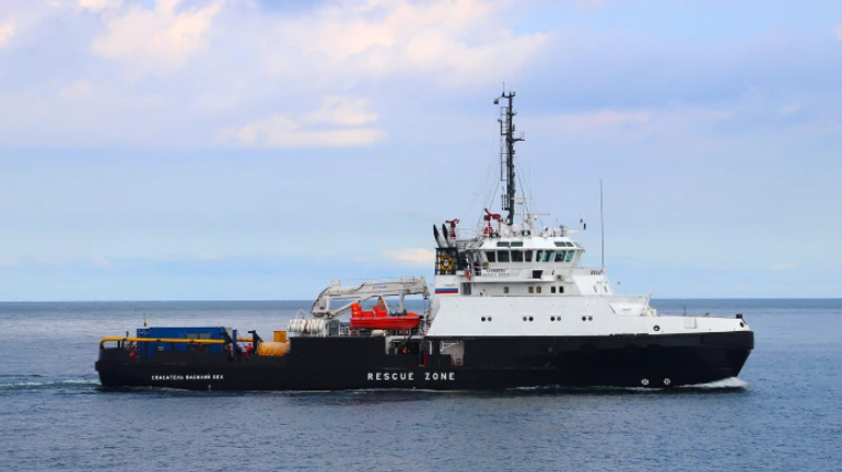 Добрий ранок: ЗСУ підбили буксир окупантів, який віз людей та зброю на Зміїний