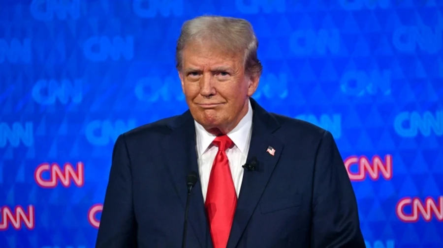 Трамп залишився задоволений розмовами із Путіним та Зеленським