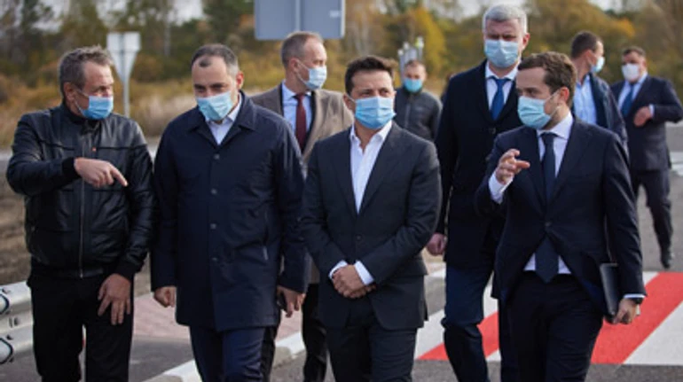 Питання на 120 мільярдів: куди пішли гроші з програми Зеленського Велике будівництво