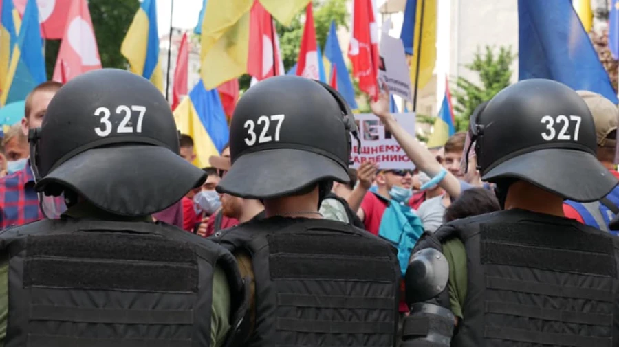 Зам Авакова говорит, что на следующих акциях нацгвардейцев уже пронумеруют