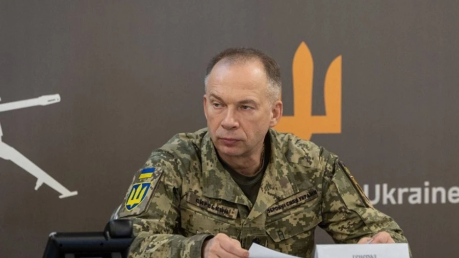 Сирський заборонив скупчення військових і техніки у навчальних центрах