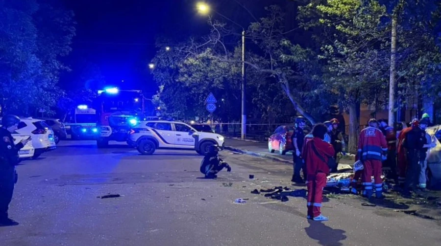 СБУ розслідує теракт в Одесі: вибухнуло авто з двома людьми
