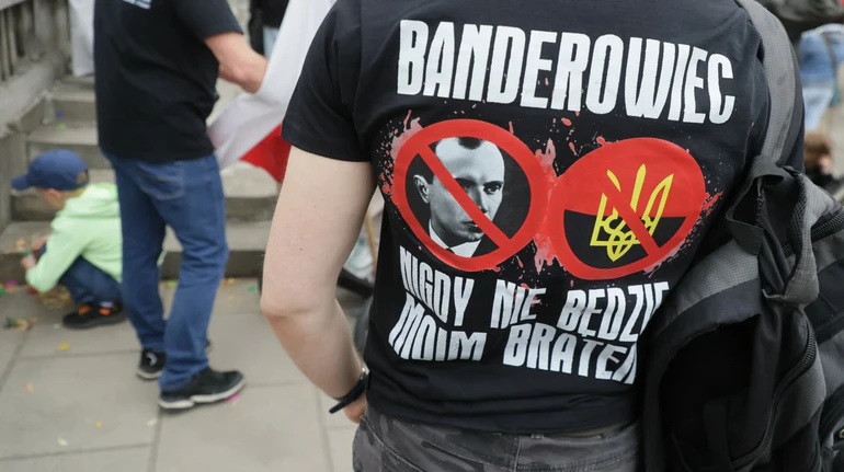 Польська влада повертається до України. Як вдалося уникнути ескалації у роковини Волині