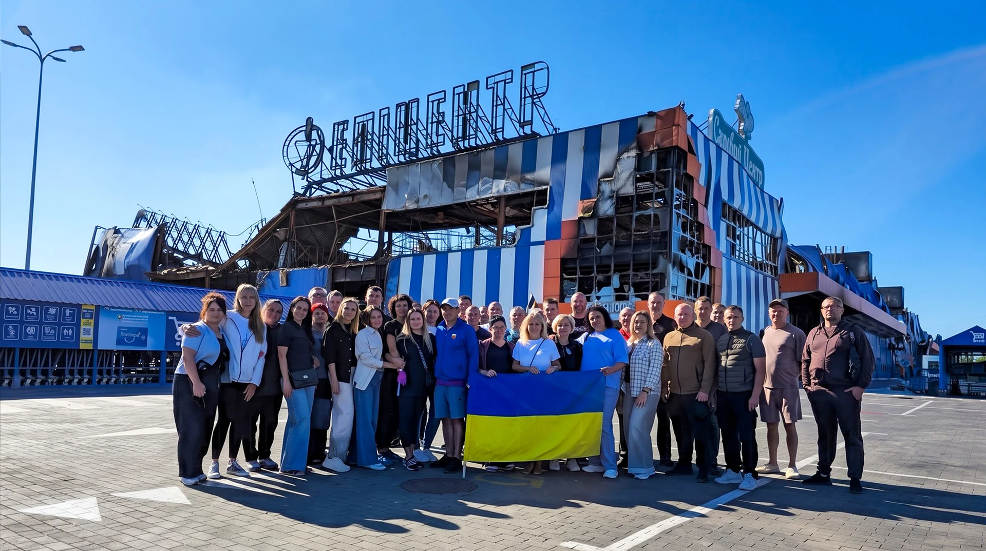 Не називаючи себе героями. Історії працівників Епіцентру, які рятували людей, колег і свій другий дім