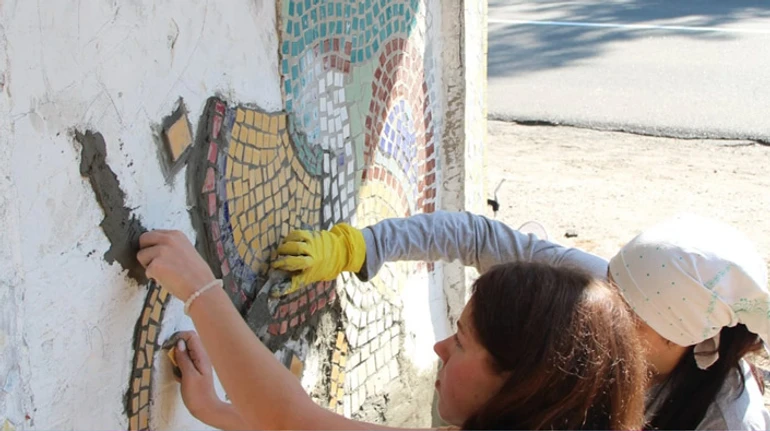 Представь, что в соседнем селе жил Бэтмен: как сохранять культурное наследие вплотную к линии фронта