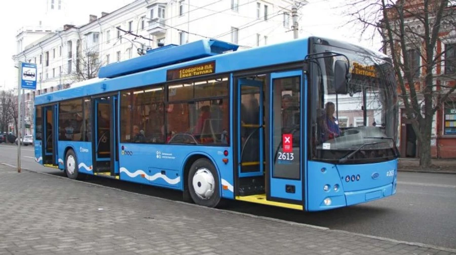 У Дніпрі на три дні зупинили роботу електротранспорту