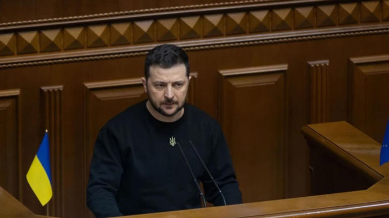 Враг еще раз может попытаться погрузить Новый год украинцев в темноту – Зеленский 