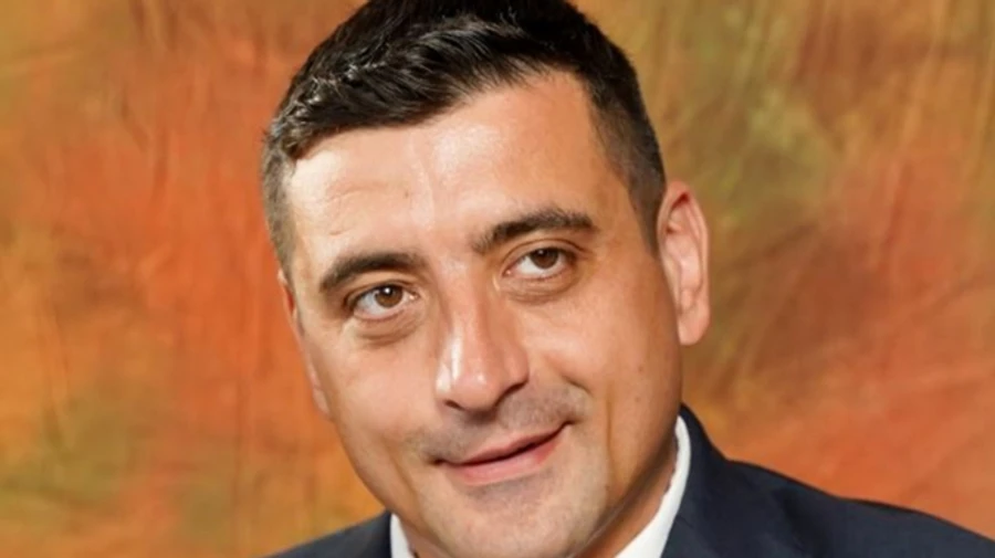 Ультраправий кандидат в президенти Румунії вимагає від України скасувати заборону на вʼїзд