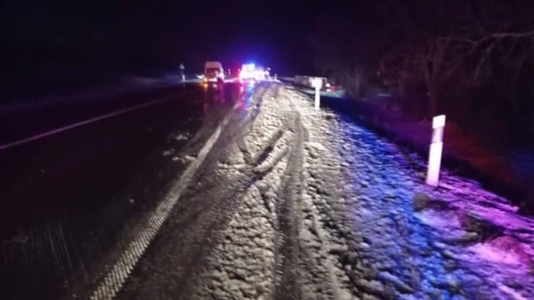 На трасі Київ-Чоп перекинувся рейсовий автобус з пасажирами