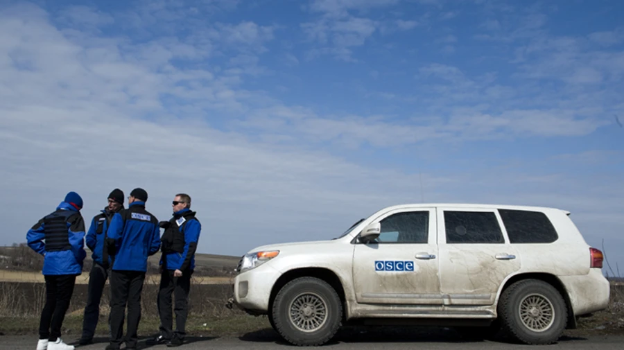 Украина отреагировала на взятие заложников миссии ОБСЕ в ОРДЛО: международный терроризм