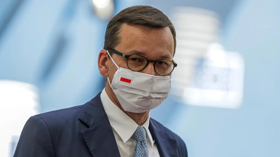 Польща наступного тижня відкриє ТРЦ, але думає над обмеженням поїздок