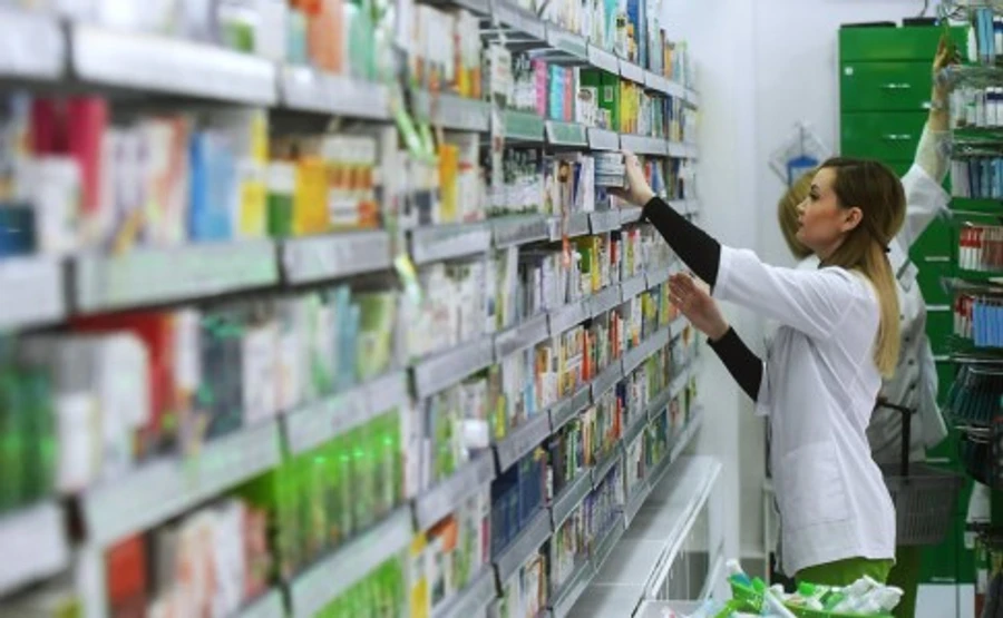 У Зеленского пообещали аптеки со всем необходимым от коронавируса