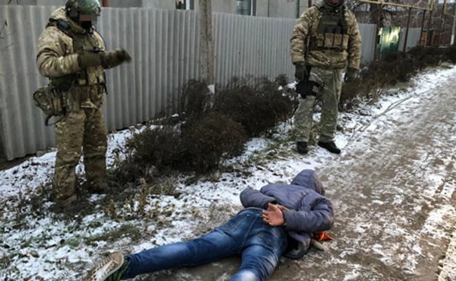 Контррозвідка звітує: за держзраду засудили 24 людини, за тероризм – 35