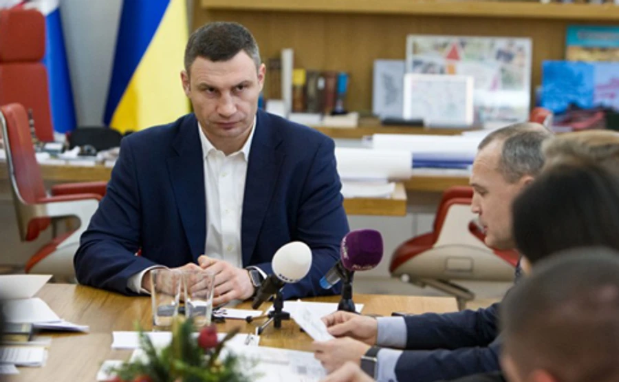 Кличко со скандалом уволил руководителя одного из департаментов КГГА