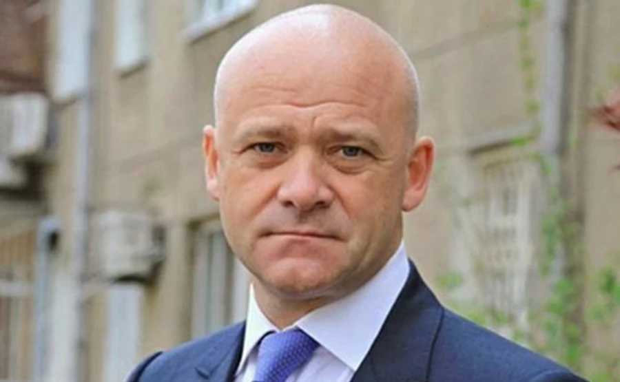 Мэр Одессы приостановил решение горсовета о переименовании улиц