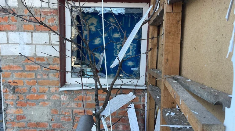 Россияне атаковали Семеновку на Черниговщине: пострадала женщина и трое полицейских