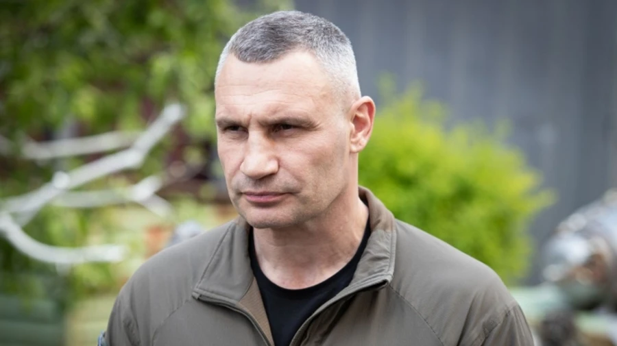 Кличко задекларировал миллион гривен дохода и зарегистрирован в квартире брата