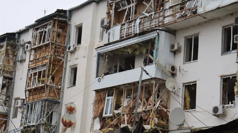 Three strikes by Iskander or Kinzhal missiles, gas explosion – Police on attack on Kharkiv – photo