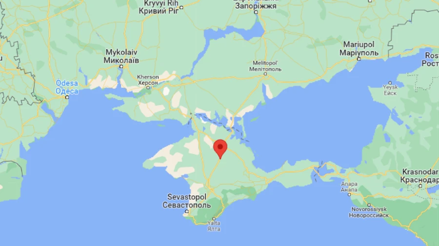 Explosions in Crimea, Russians say air defence deployed