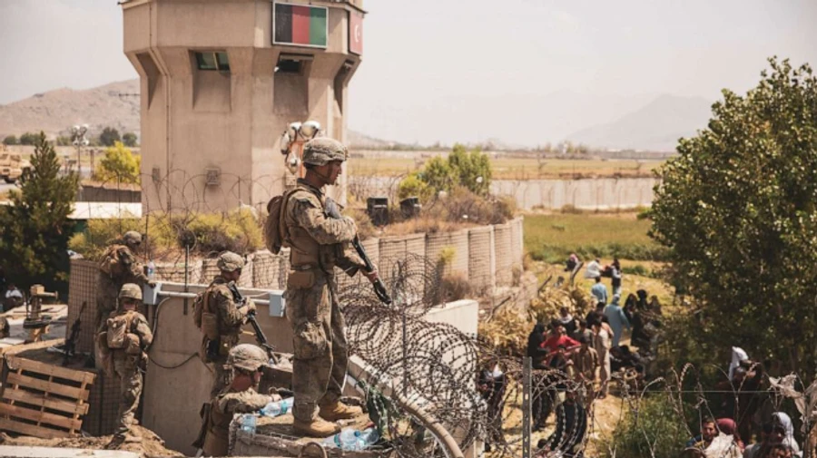 В результате взрывов в Кабуле погибли 60 афганцев и 12 военных США